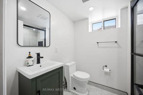 Photo 37 at 902 Woodbine Avenue, Woodbine Corridor, Toronto