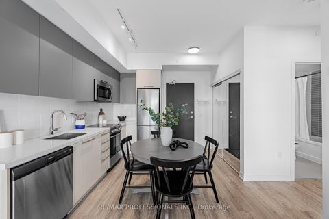 Photo 5 at 906 - 25 Neighbourhood Lane, Queensway, Toronto