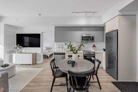 Photo 6 at 906 - 25 Neighbourhood Lane, Queensway, Toronto