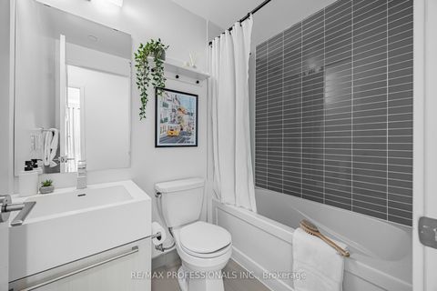 Photo 13 at 906 - 25 Neighbourhood Lane, Queensway, Toronto