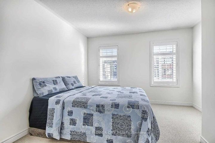 Photo 20 at 101 Huguenot Road, GO Glenorchy, Oakville