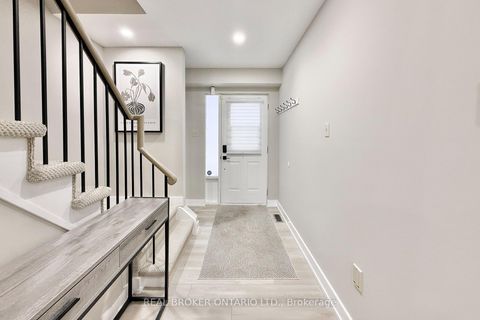 Photo 5 at 617 Gibney Crescent, Summerhill Estates, Newmarket