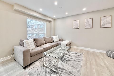 Photo 9 at 617 Gibney Crescent, Summerhill Estates, Newmarket