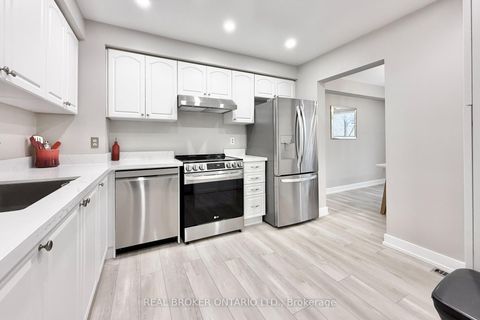 Photo 12 at 617 Gibney Crescent, Summerhill Estates, Newmarket