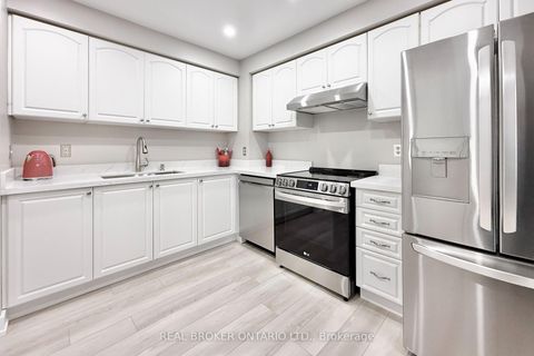 Photo 15 at 617 Gibney Crescent, Summerhill Estates, Newmarket