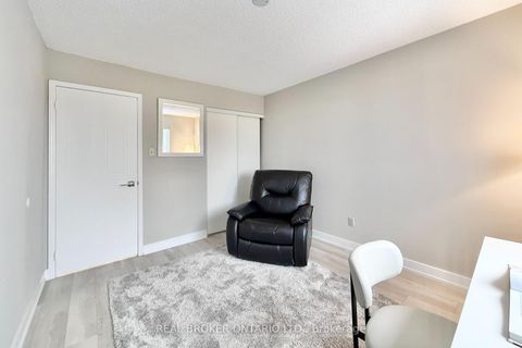 Photo 24 at 617 Gibney Crescent, Summerhill Estates, Newmarket