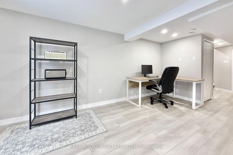 Photo 28 at 617 Gibney Crescent, Summerhill Estates, Newmarket