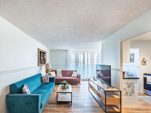 Photo 8 at 308 - 20 William Roe Boulevard, Central Newmarket, Newmarket