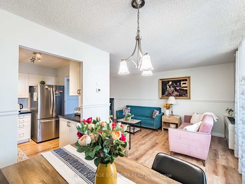 Photo 14 at 308 - 20 William Roe Boulevard, Central Newmarket, Newmarket