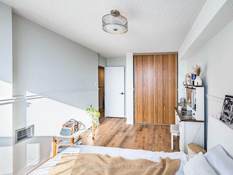 Photo 35 at 308 - 20 William Roe Boulevard, Central Newmarket, Newmarket