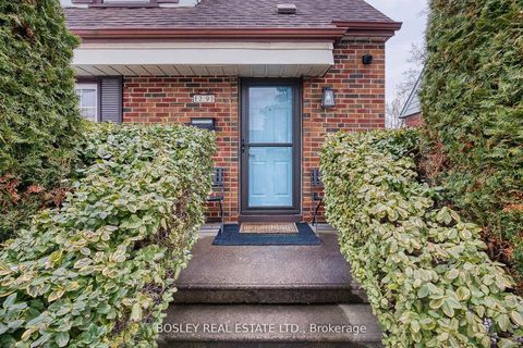 Photo 2 at 29 Patika Avenue, Weston, Toronto