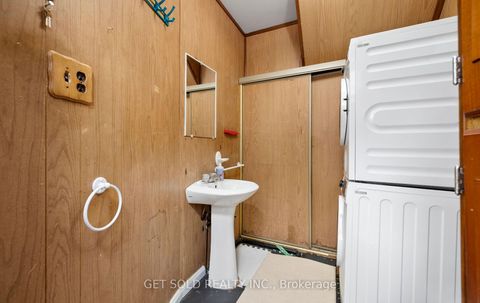 Photo 22 at 827 - 20 Tandridge Crescent, Old Rexdale, Toronto