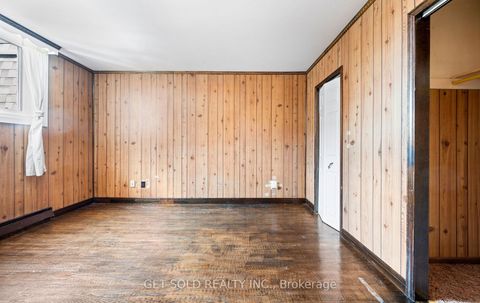 Photo 27 at 827 - 20 Tandridge Crescent, Old Rexdale, Toronto