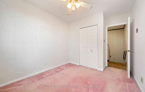 Photo 30 at 827 - 20 Tandridge Crescent, Old Rexdale, Toronto