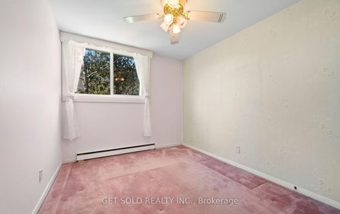 Photo 31 at 827 - 20 Tandridge Crescent, Old Rexdale, Toronto