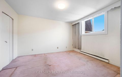 Photo 38 at 827 - 20 Tandridge Crescent, Old Rexdale, Toronto