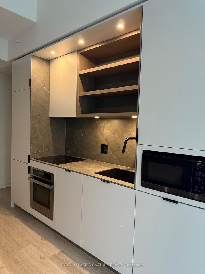 Photo 2 at 1001 - 55 Charles Street E, Yonge Corridor, Toronto