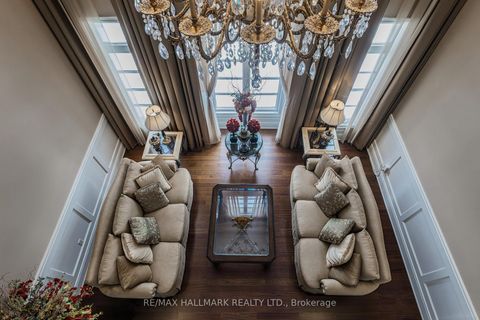 Photo 4 at 123 Carisbrooke Circle, Bayview Southeast, Aurora