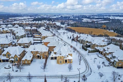 Photo 45 at 123 Carisbrooke Circle, Bayview Southeast, Aurora