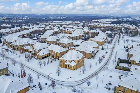 Photo 47 at 123 Carisbrooke Circle, Bayview Southeast, Aurora