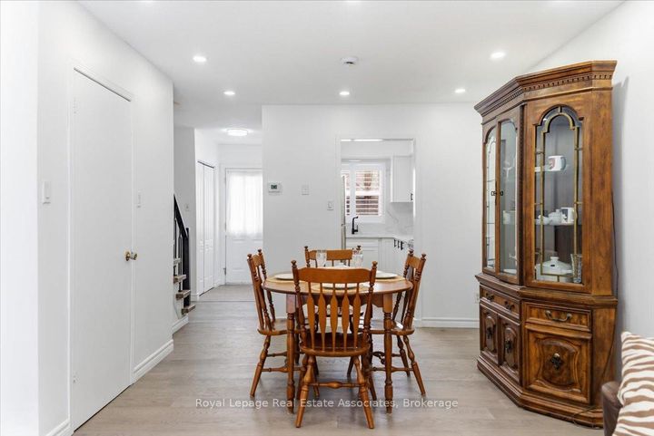 Photo 10 at 85 - 6699 Falconer Drive, Streetsville, Mississauga