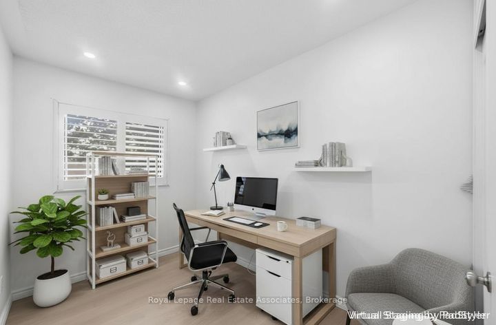 Photo 19 at 85 - 6699 Falconer Drive, Streetsville, Mississauga