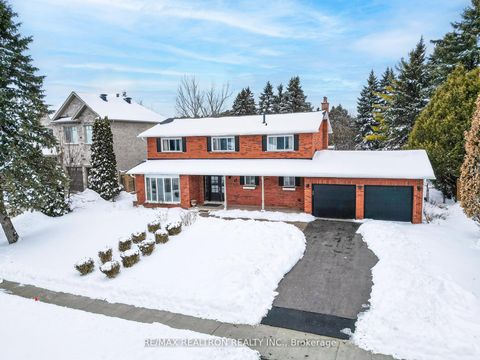 Photo 3 at 42 Blackforest Drive, Oak Ridges, Richmond Hill