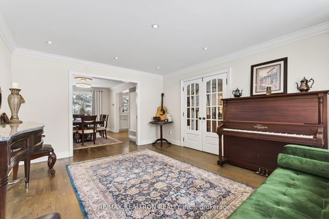 Photo 14 at 42 Blackforest Drive, Oak Ridges, Richmond Hill