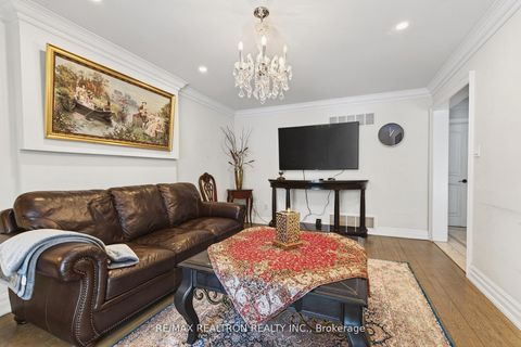 Photo 19 at 42 Blackforest Drive, Oak Ridges, Richmond Hill