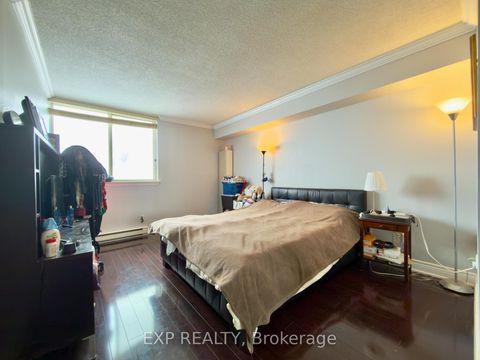 Photo 11 at 1814 - 150 Alton Towers Circle, Milliken, Toronto