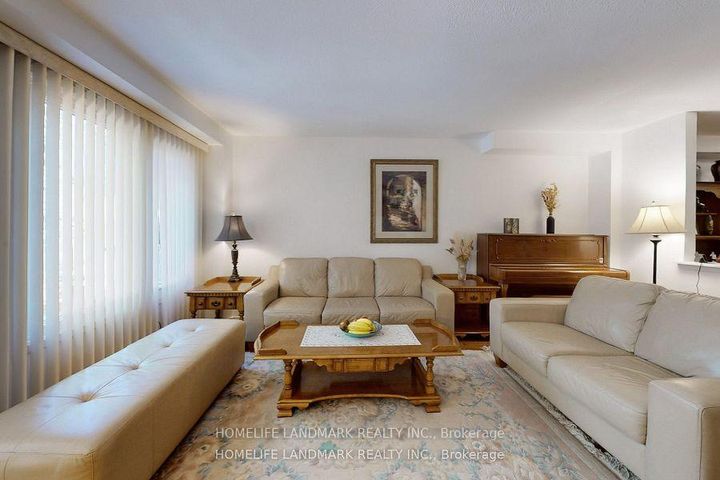 Photo 5 at 32 Coatsworth Crescent, Woodbine Corridor, Toronto