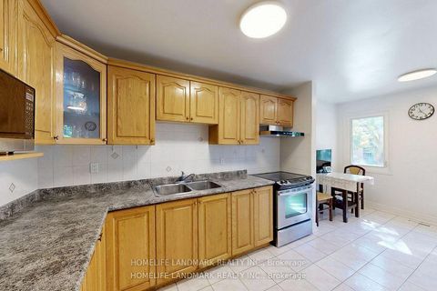 Photo 9 at 32 Coatsworth Crescent, Woodbine Corridor, Toronto