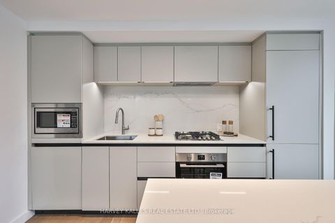 Photo 15 at 407 - 1720 Bayview Avenue, Mount Pleasant East, Toronto