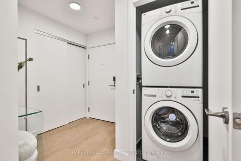 Photo 38 at 407 - 1720 Bayview Avenue, Mount Pleasant East, Toronto