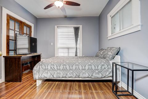 Photo 3 at 7 Nickle Street, Mount Dennis, Toronto