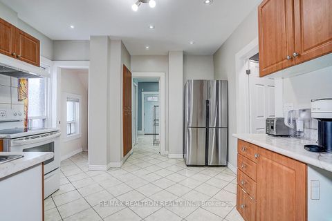 Photo 6 at 7 Nickle Street, Mount Dennis, Toronto