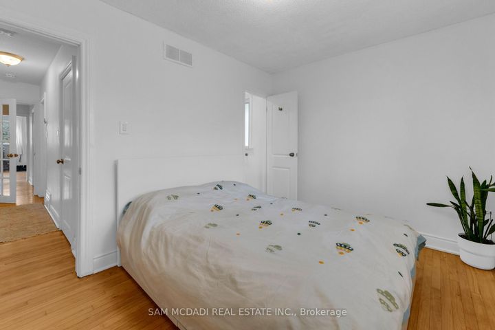 Photo 10 at 1235 Old River Road, Mineola, Mississauga