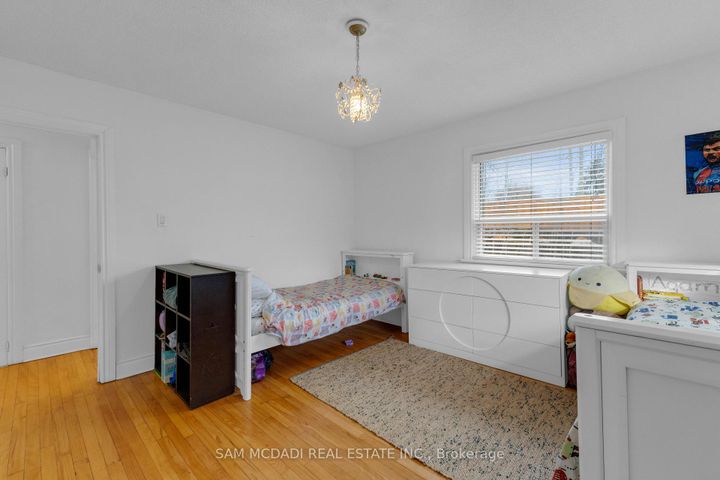 Photo 13 at 1235 Old River Road, Mineola, Mississauga