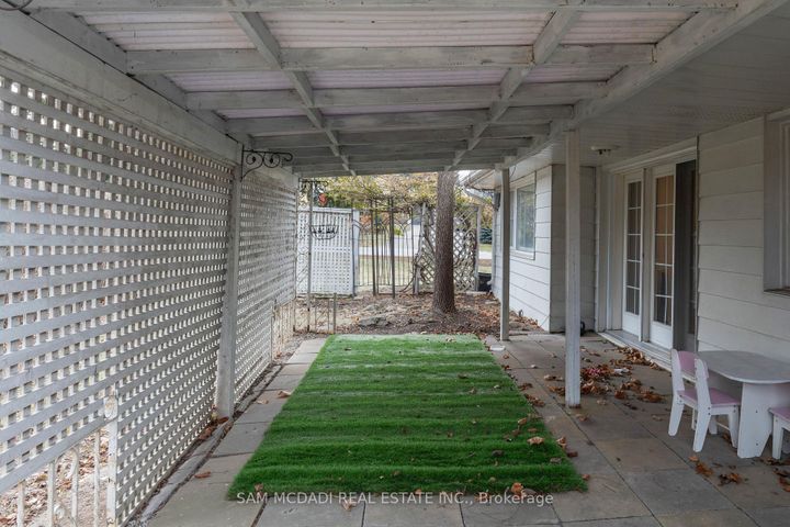 Photo 16 at 1235 Old River Road, Mineola, Mississauga