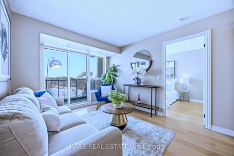 Photo 1 at 506 - 15 North Park Road, Beverley Glen, Vaughan