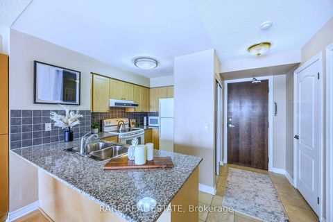 Photo 6 at 506 - 15 North Park Road, Beverley Glen, Vaughan