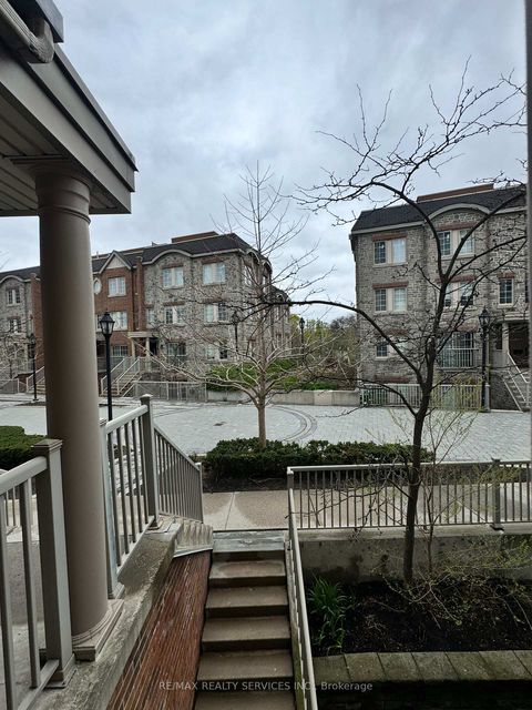 Photo 16 at 94 - 9 Windermere Avenue, Swansea, Toronto