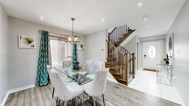 Photo 2 at 27 Leadenhall Road, Northwest Brampton, Brampton