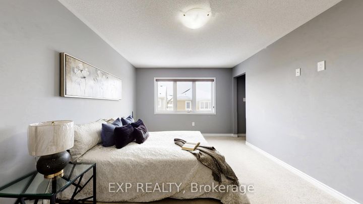 Photo 9 at 27 Leadenhall Road, Northwest Brampton, Brampton