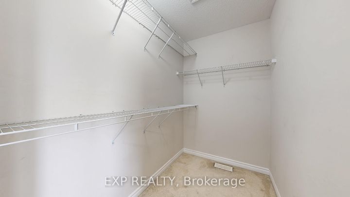 Photo 10 at 27 Leadenhall Road, Northwest Brampton, Brampton