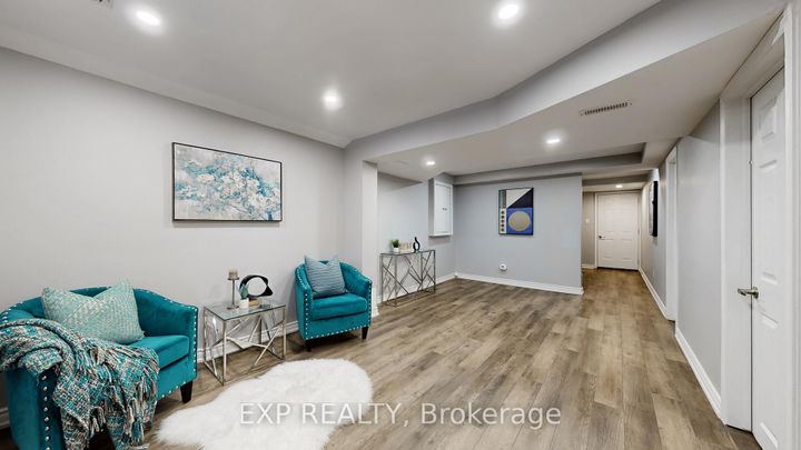 Photo 18 at 27 Leadenhall Road, Northwest Brampton, Brampton