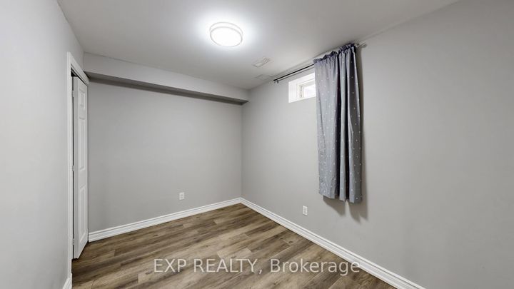 Photo 19 at 27 Leadenhall Road, Northwest Brampton, Brampton