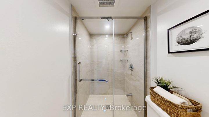 Photo 20 at 27 Leadenhall Road, Northwest Brampton, Brampton