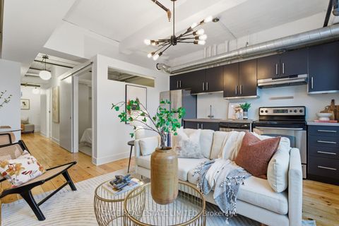 Photo 3 at 417 - 183 Dovercourt Road, Bellwoods, Toronto