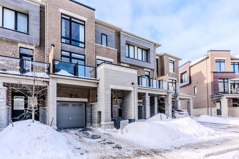 Photo 1 at 43 Holyrood Crescent, Kleinburg, Vaughan